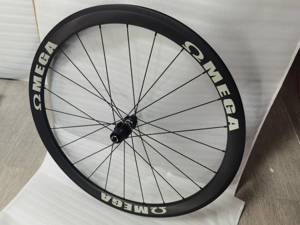 Omega Road 40mm Tubless Carbon DTswiss Hub 350 Wheel Set