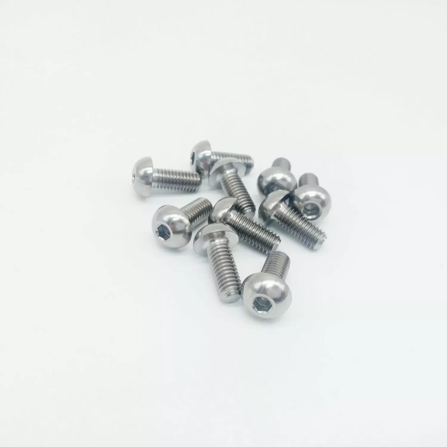 M5x12 Bottle Cage Fixing Bolts Titanium Silver 2pcs