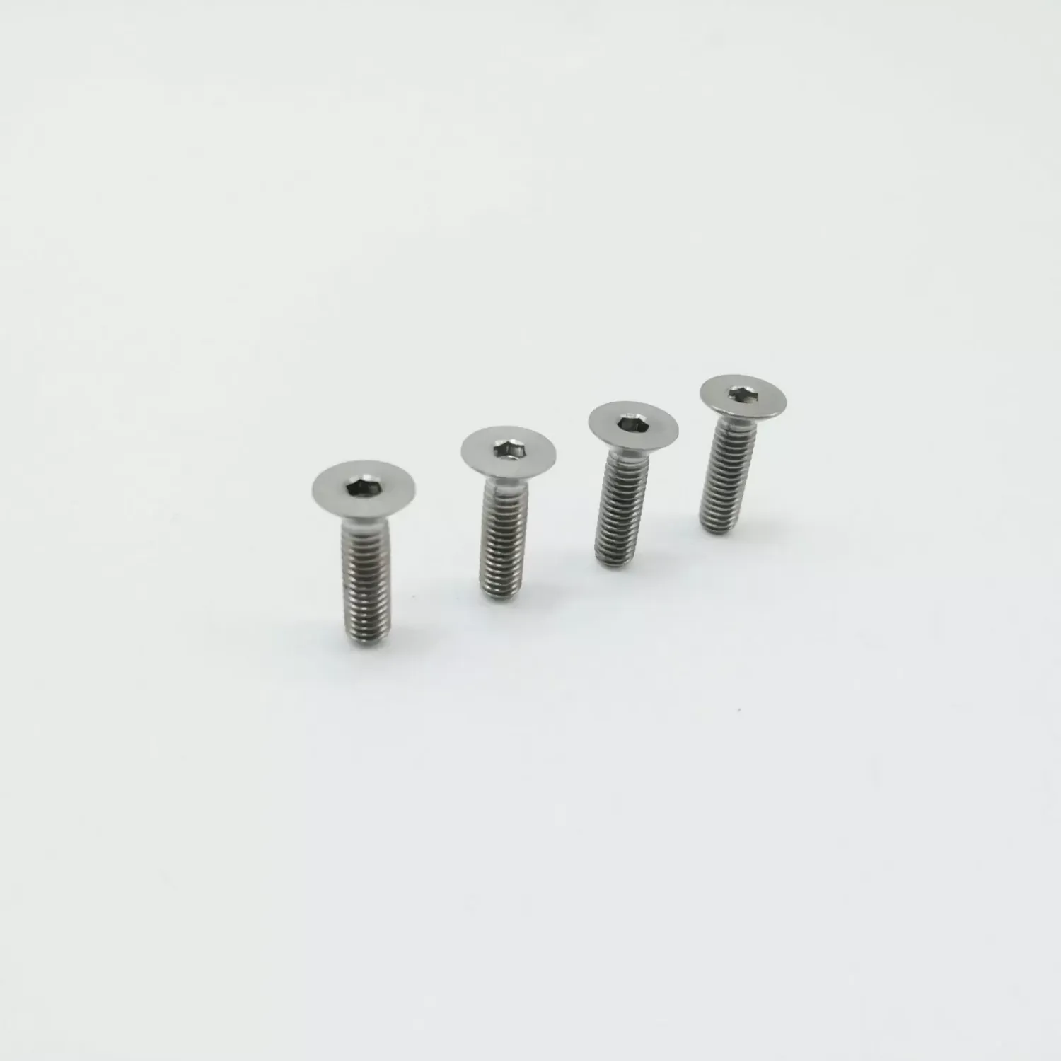 M4X15mm 2pcs Titanium Countersunk Screw Allen