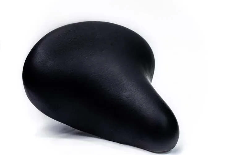 Hi Line CF4 Comfort Saddle 9&quot;