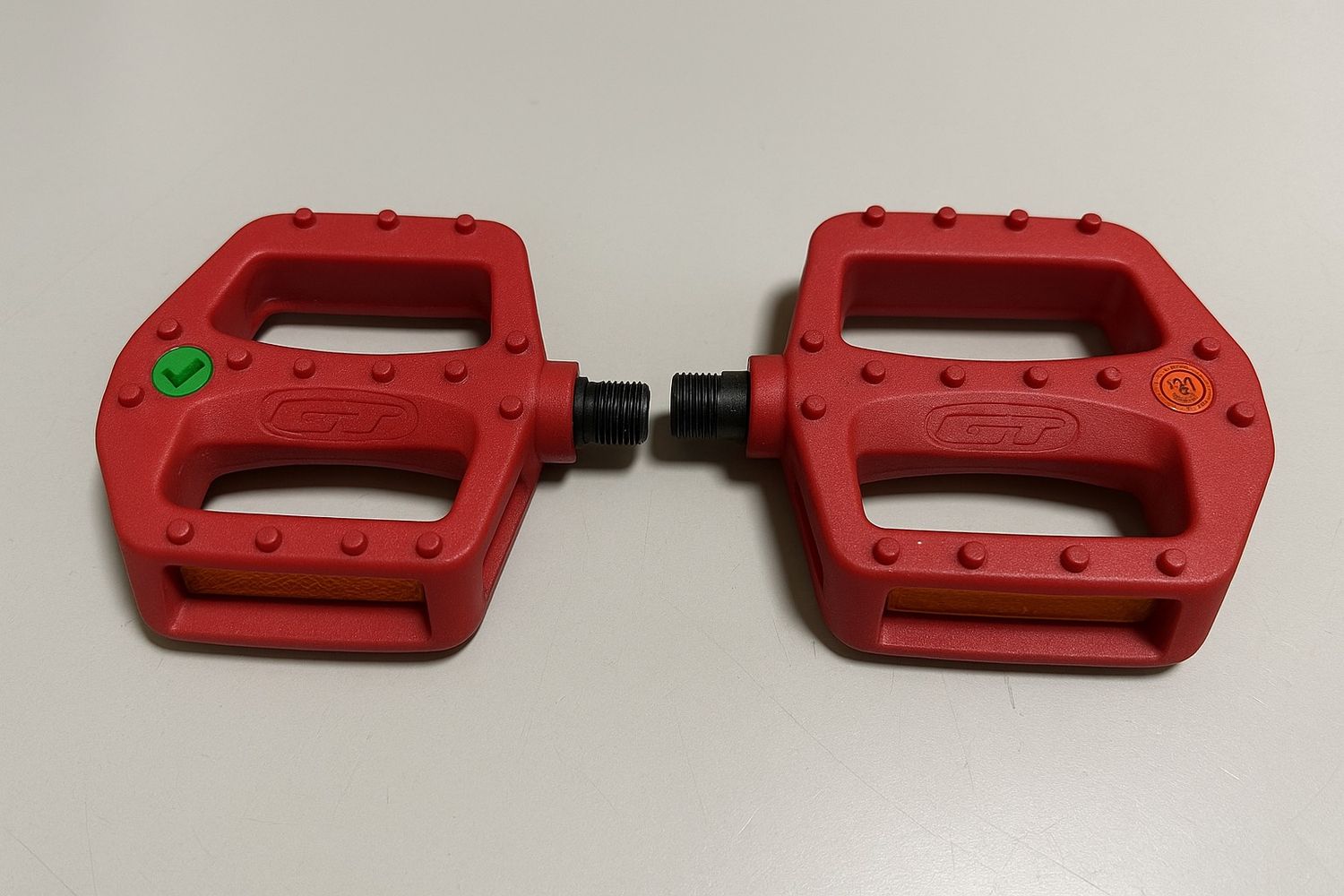Gt BMX Plataform Pedals Red 9/16