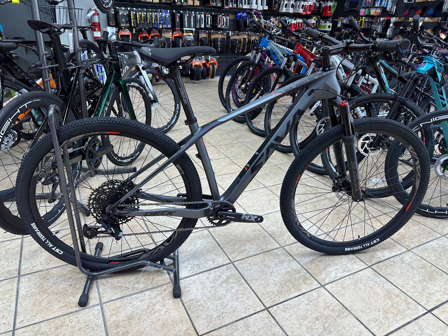 Sava Deck 2.0 MTB 29'' NX 1x12s Carbon Medium 17''   Grey Black