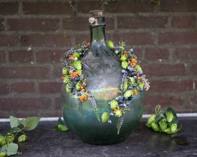 Rouwbloemen Urnversiering