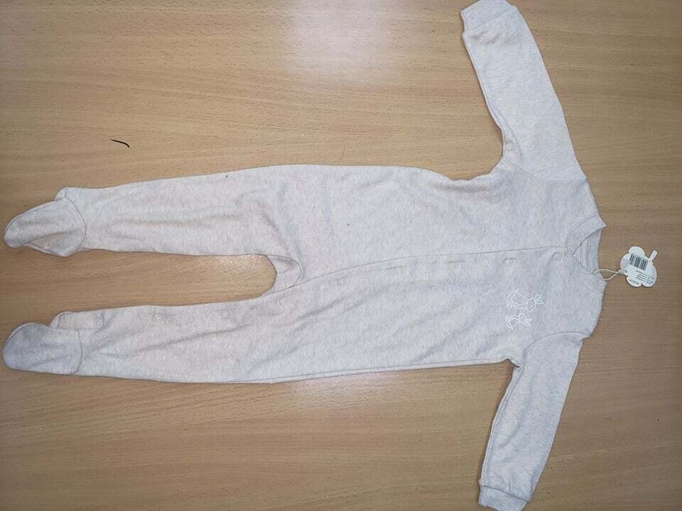 Grenouillère bébé.