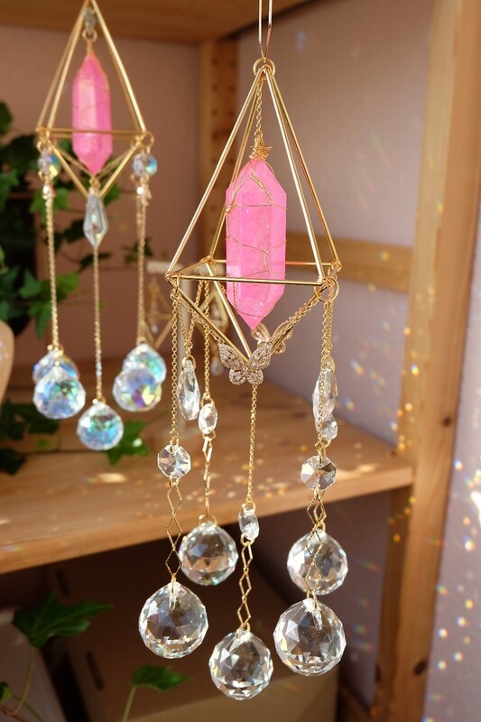 Pink crackle quartz crystal suncatcher LOXI