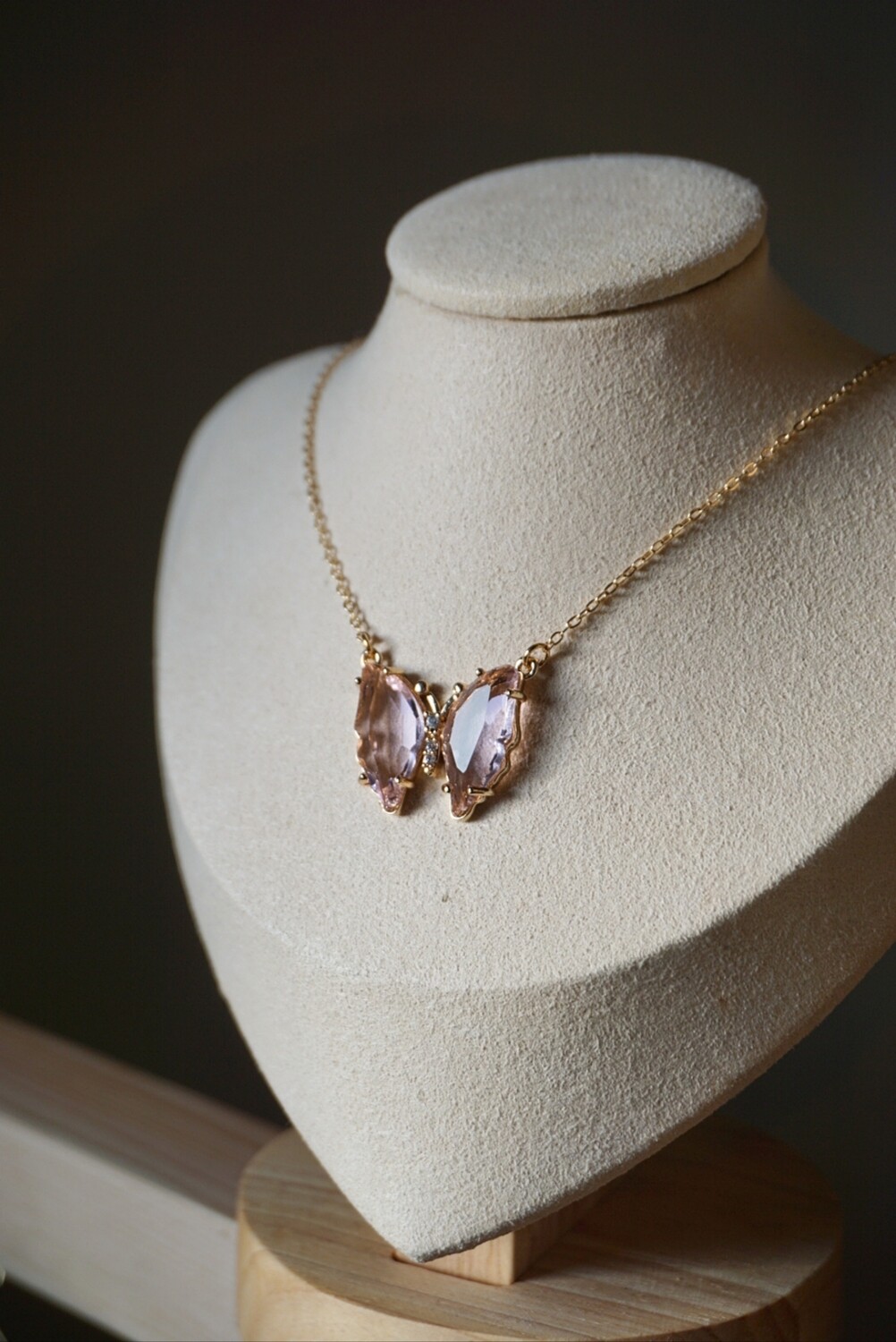 Pink butterfly necklace XIAHIMA