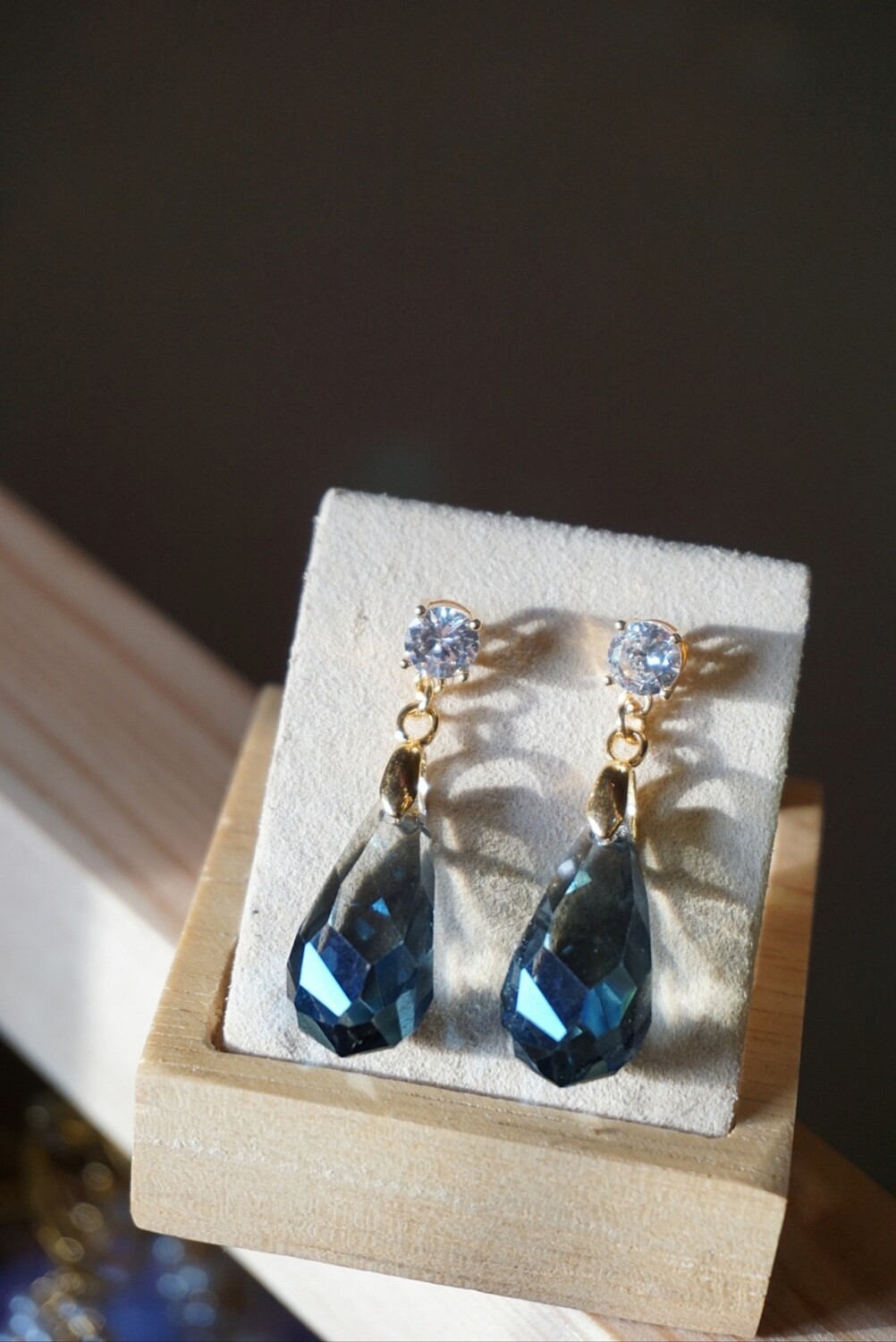 Crystal teardrop gold plated earrings BERRY