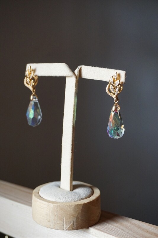 Crystal teardrop gold plated earrings AMANDA