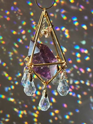 Car charm with amethyst crystal NAIROMI