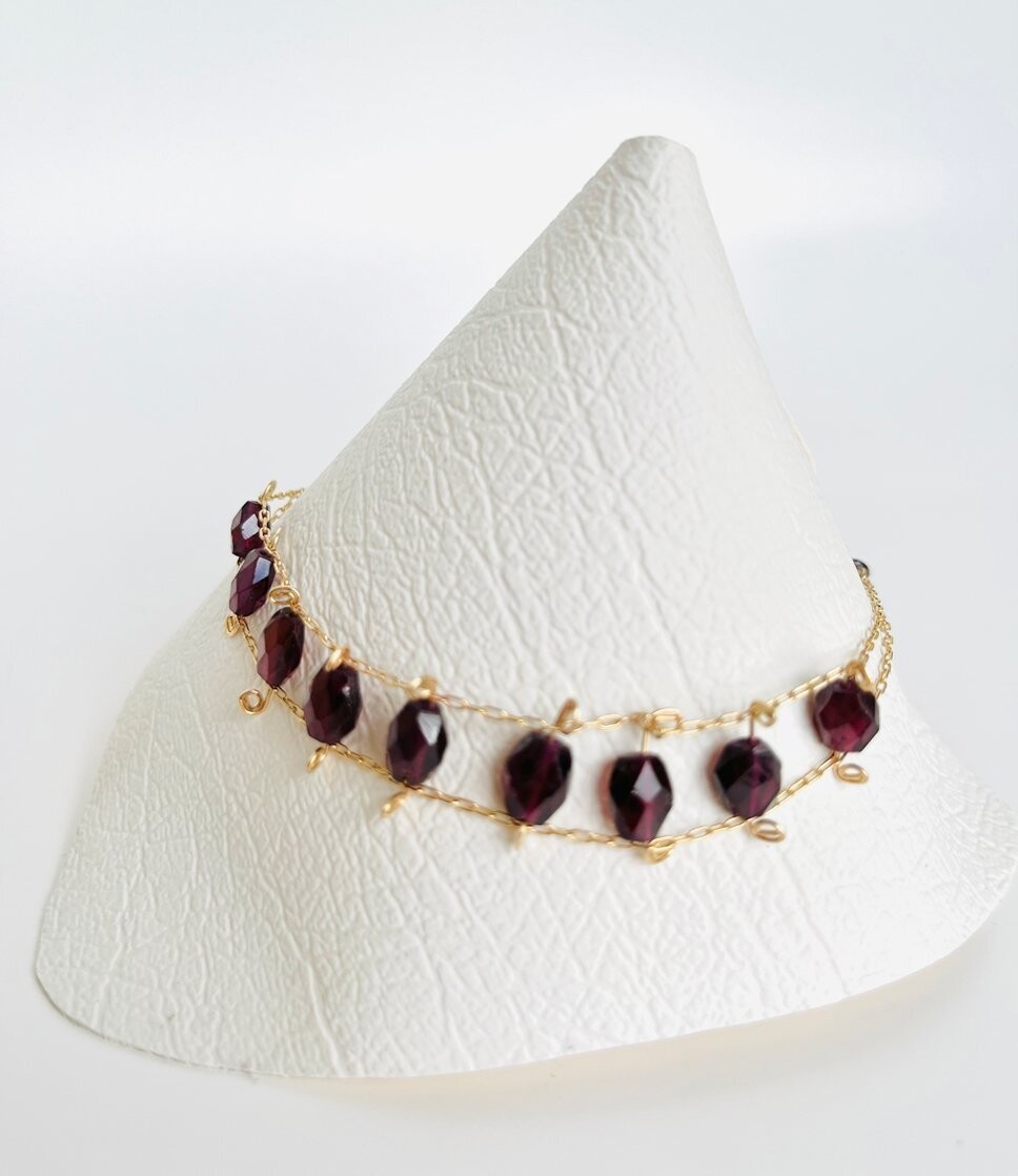 E4 Liliana’s Gems "Nefertiti" - Garnet