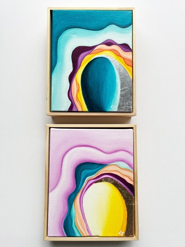 A1. "Pink Illusion" & "Blue Illusion"