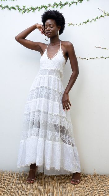 Robe longue blanche dos nu