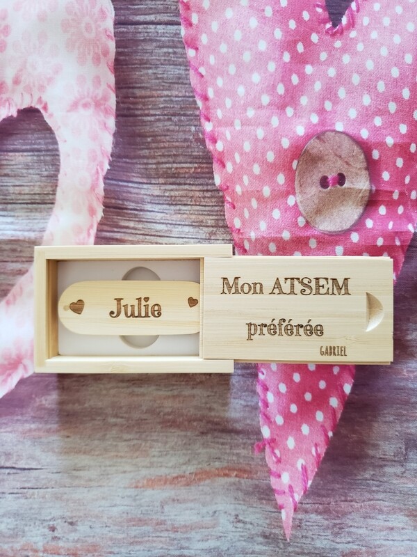 Coffret en bois + clé USB 16GB