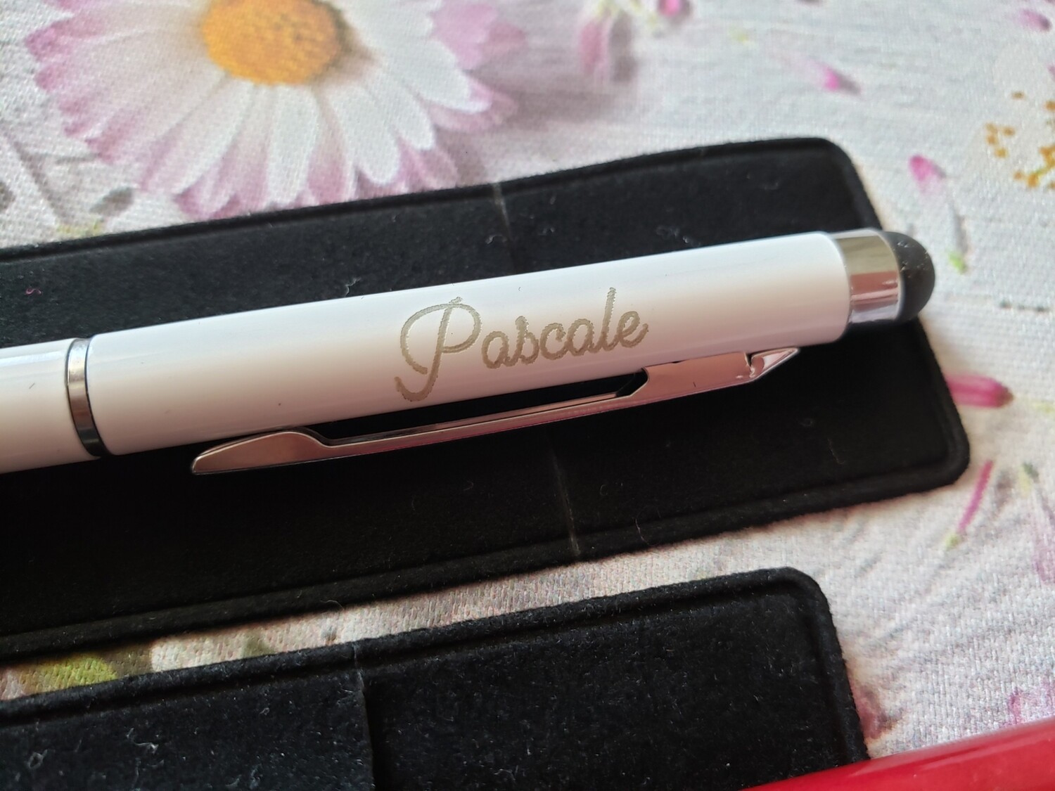 Stylo à embout tactile