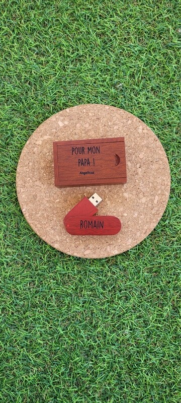 Coffret en bois + clé USB 16GB