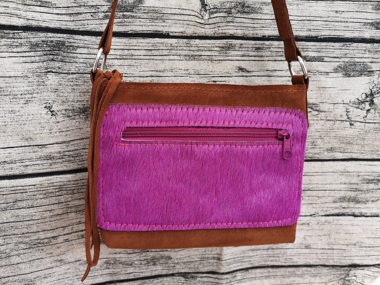 KUHIE®, Kuhfelltasche "Minni" braun-lila KUHIE®, Kuhfelltasche "Minni" braun-lila