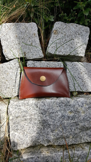 KUHIE® LeatherArt - Geldbeutelchen aus cognacfarbenem Leder