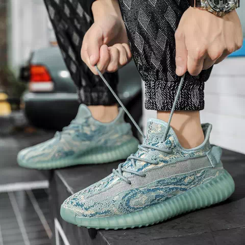 2022 mesh New breathable and attractive summer cotton fasion sneakers