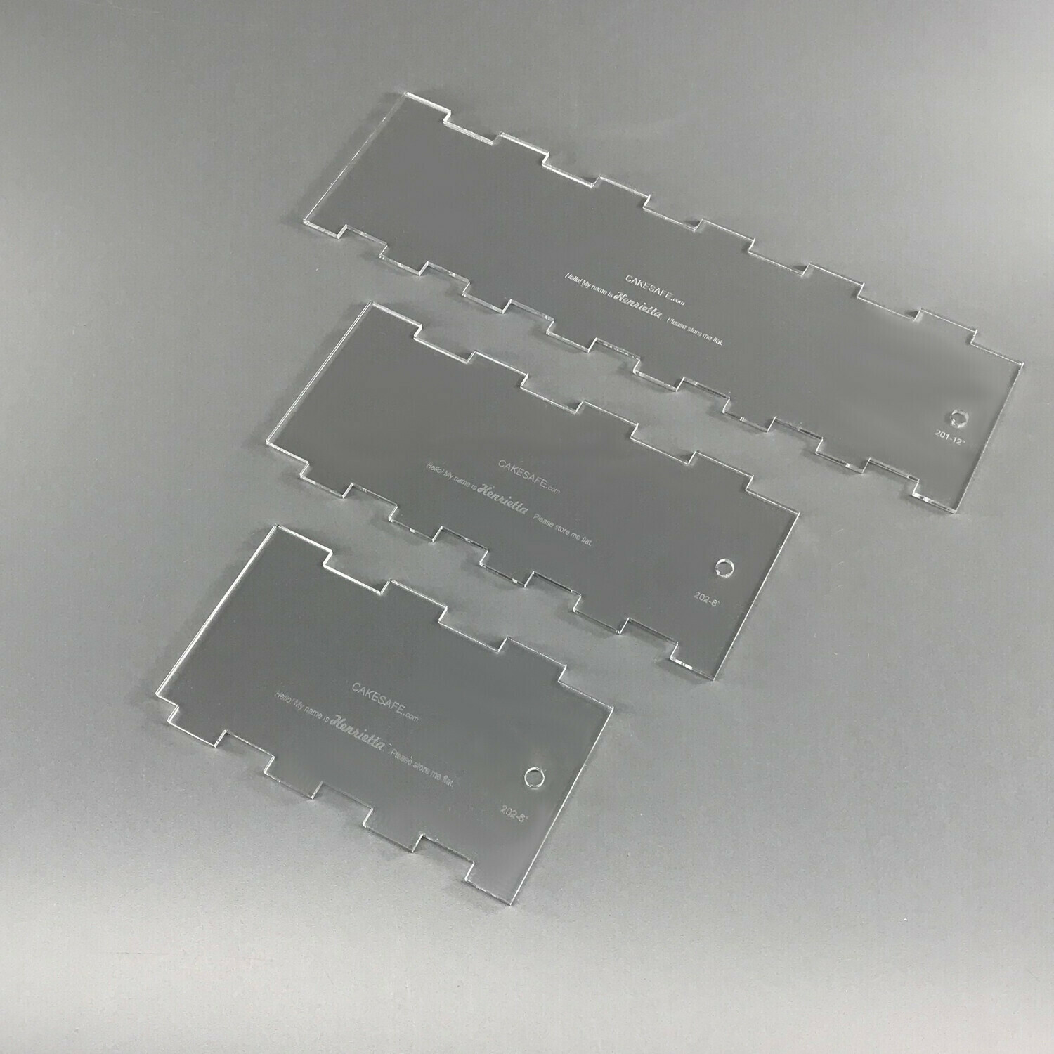 Clearance - The 12&quot; Henrietta Cake Comb