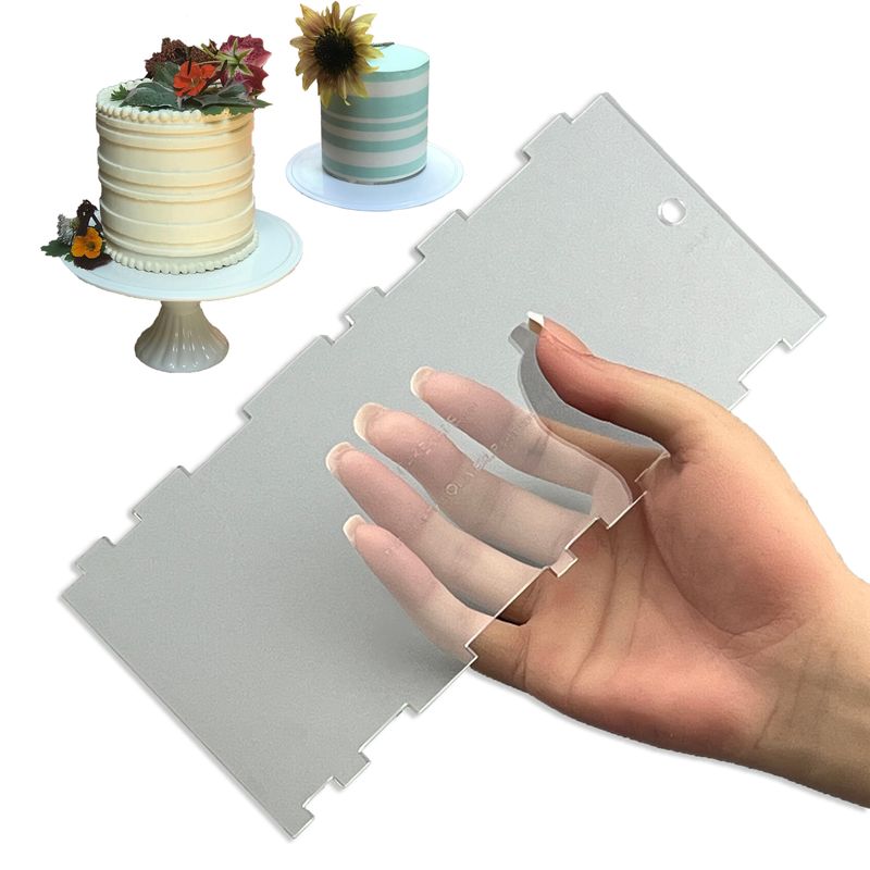 The Oliver Cake Comb