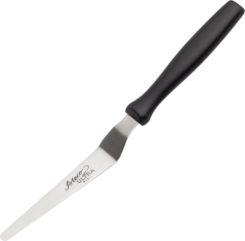 Ateco 1317 Offset Pointed Spatula - 4.75”