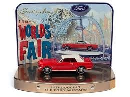Johnny Lightning 1:64 Diorama Tin – 1964 Ford Mustang (Red) – World’s Fair Introducing The Ford Mustang