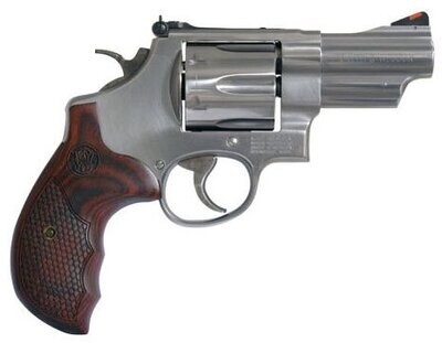 Smith and Wesson 629 Deluxe 44mag 3&quot; Ss As 6rd