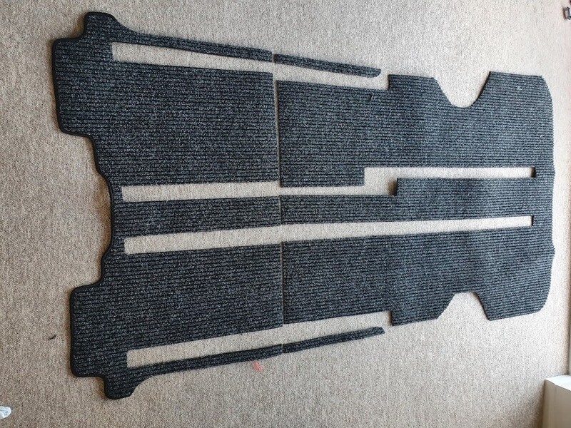 Toyota Alphard / Vellfire Full Mat Set - Series II (2008-2015)