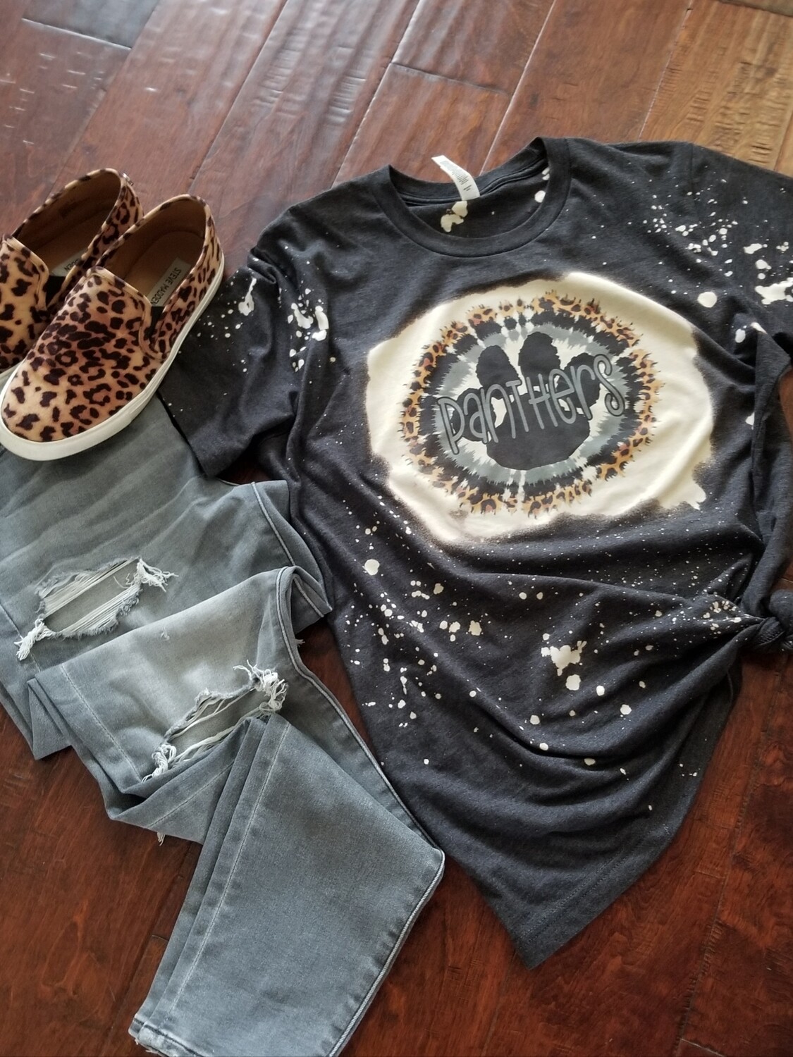 ​Bleached Panthers Tie Dye Ring Tshirt