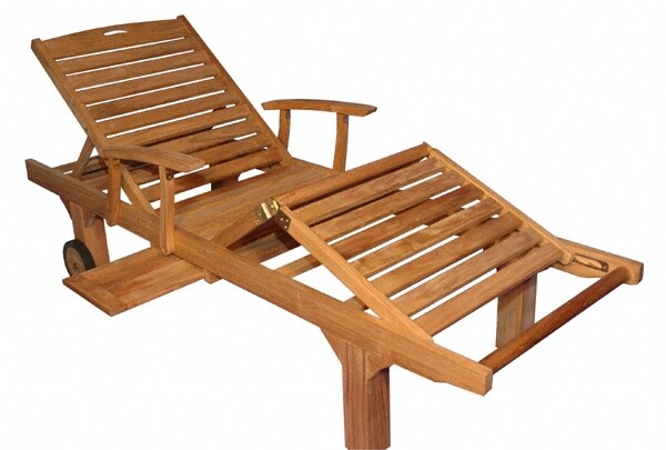 Sunlounger with Arms