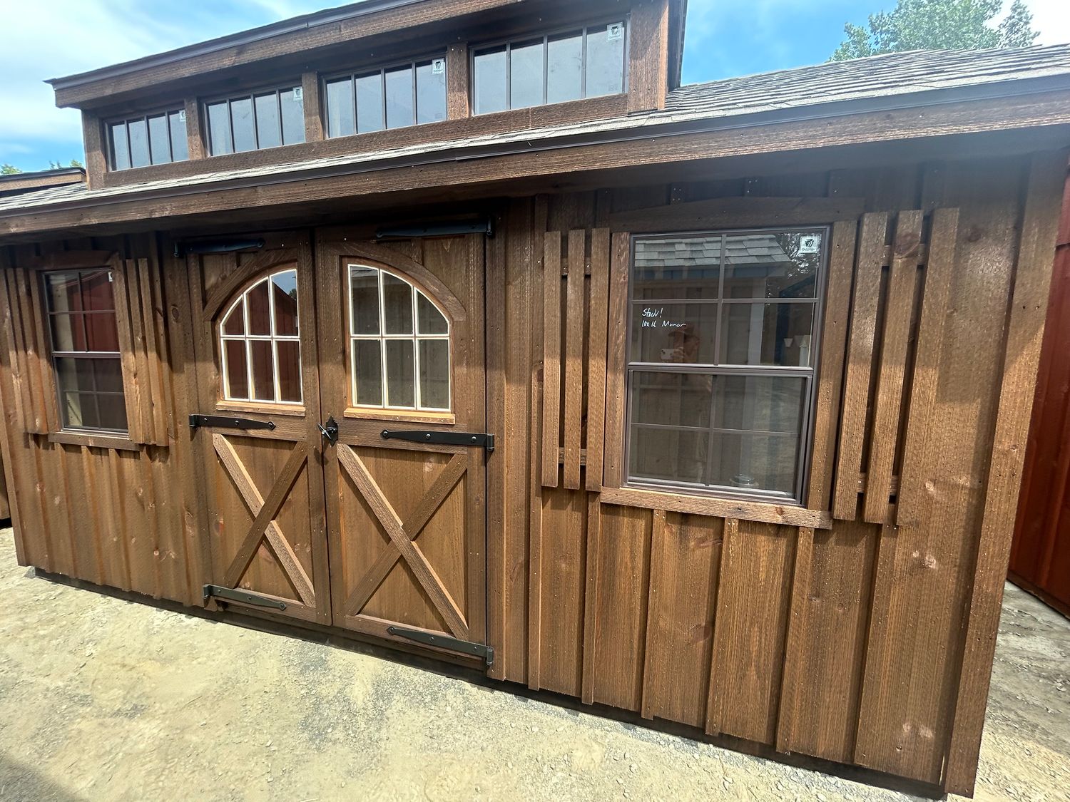 10' x 16' Board and Batten Manor Carriage - SALE:$10,500