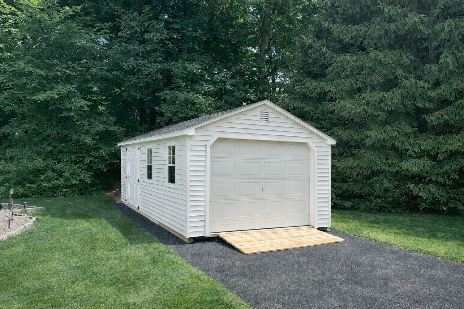 Classic Vinyl Gable Garage