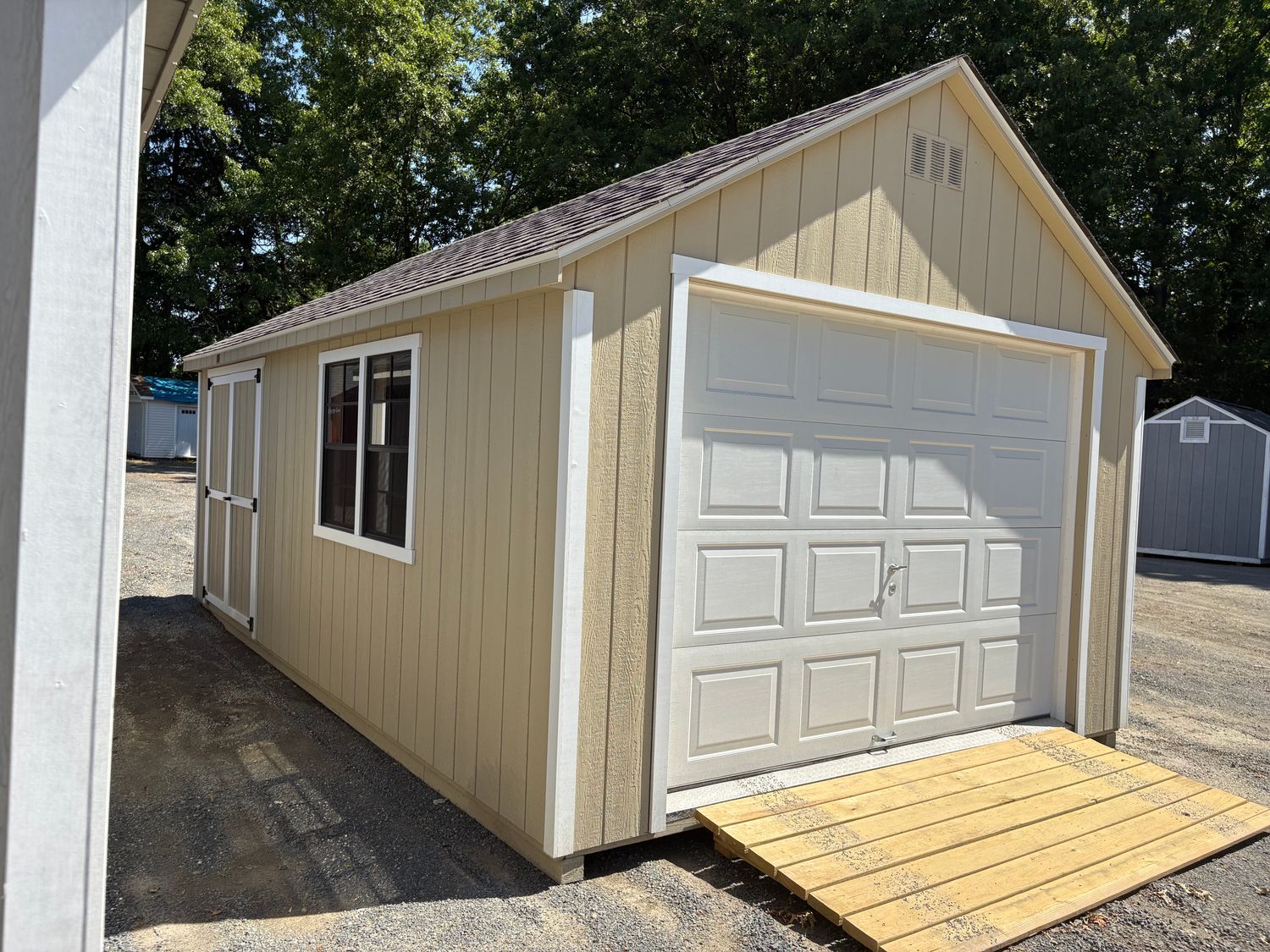 12' x 20' Duratemp Cape Garage - SALE:$9,224