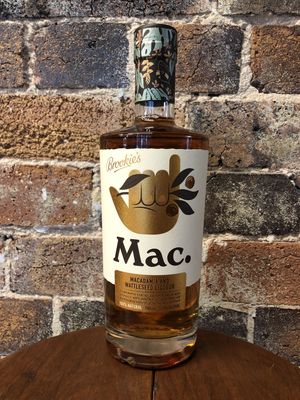 Brookies Mac Macadamia and Lemon Myrtle Liqueur, Byron Bay NSW