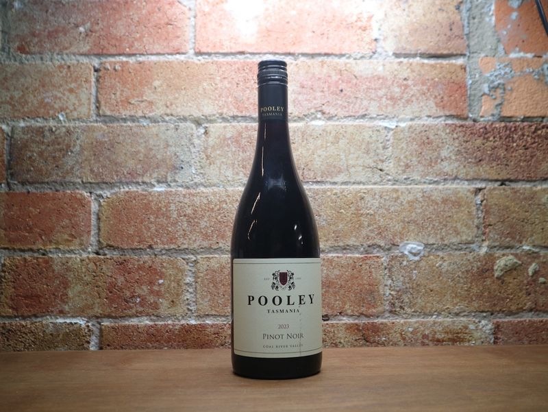 Pooley Pinot Noir Tasmania, Coal River Valley