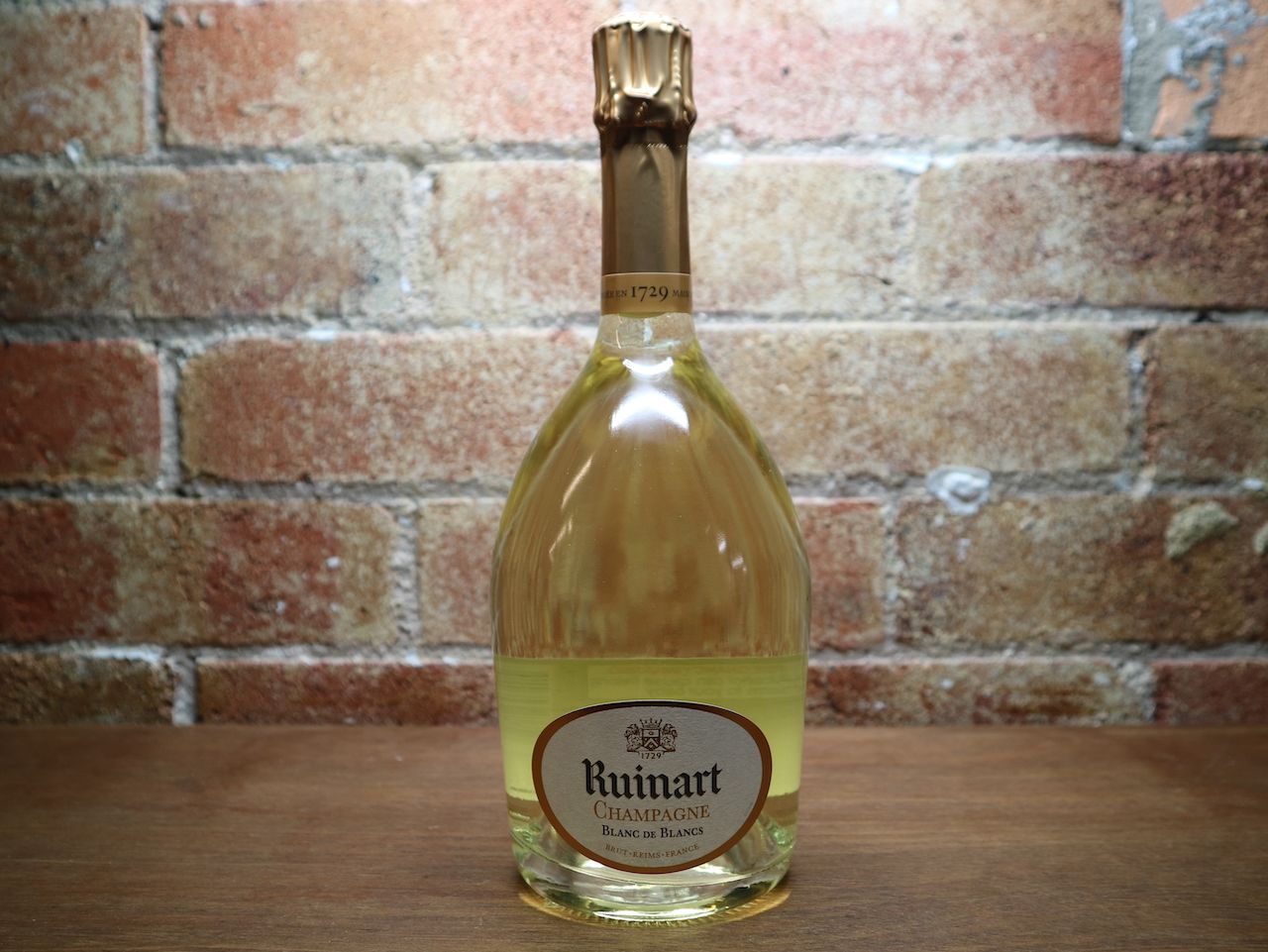 ON SPECIAL Ruinart Blanc de Blancs, Champagne FRA