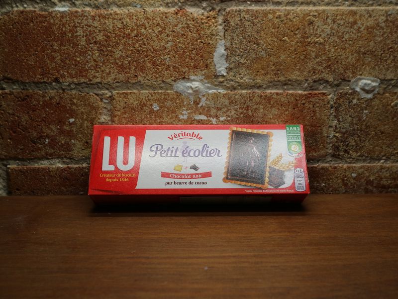 LU Petit Ecolier Milk/Dark Chocolate 150g