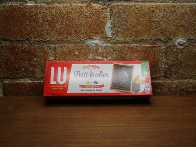 LU Petit Ecolier Milk/Dark Chocolate 150g