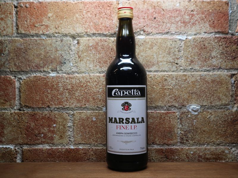 Capetta &#39;Fine I.P&#39; Ambra Semisecco Marsala 1L, Sicily ITA