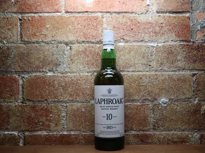 Laphroaig 10 year old Islay Single Malt, SCO