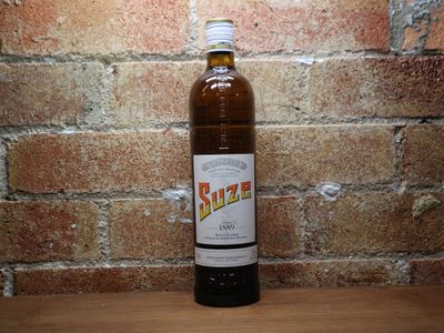 Suze Gentiane Liqueur Aperitif, FRA