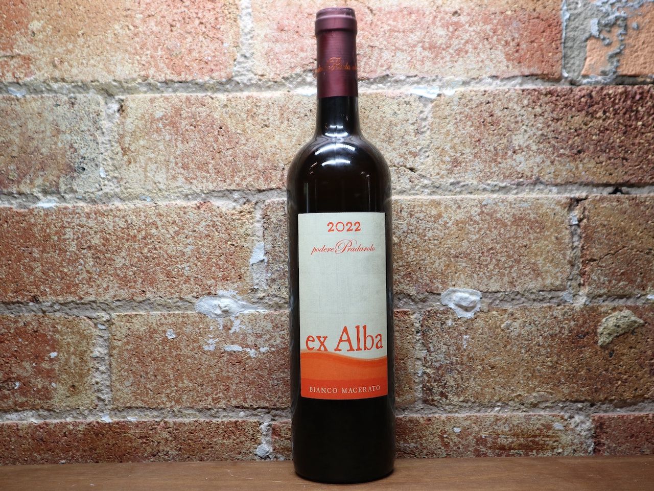 Podere Pradarolo &#39;Ex Alba&#39; Skin Contact Trebbiano, Emilia Romagna ITA
