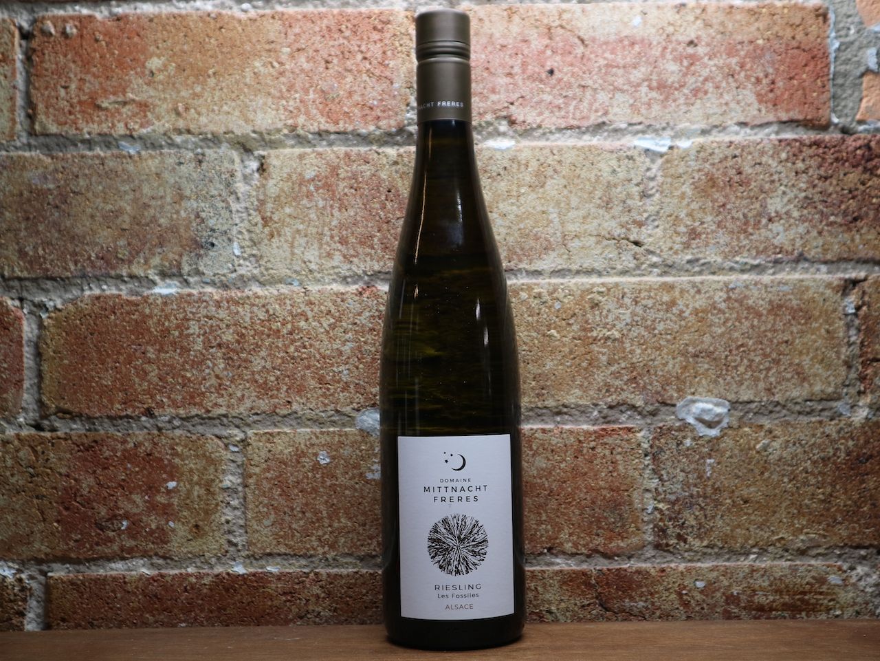 Domaine Mittnacht Freres &#39;Les Fossilies&#39; Riesling, Alsace FRA