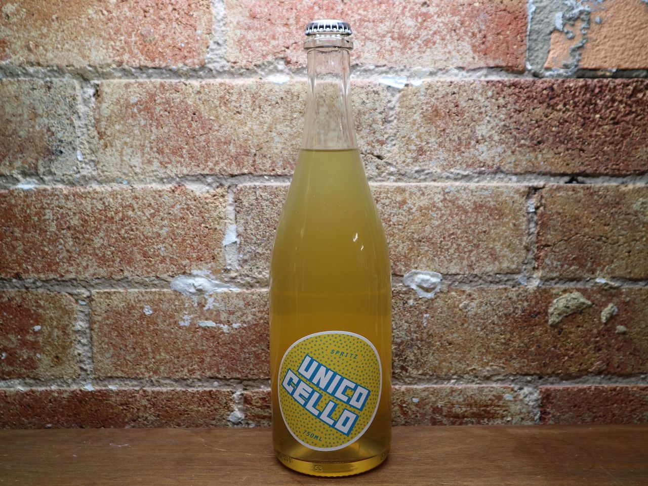 ON SPECIAL Unico-Cello Spritz  Sparkling Limoncello Cocktail, SA