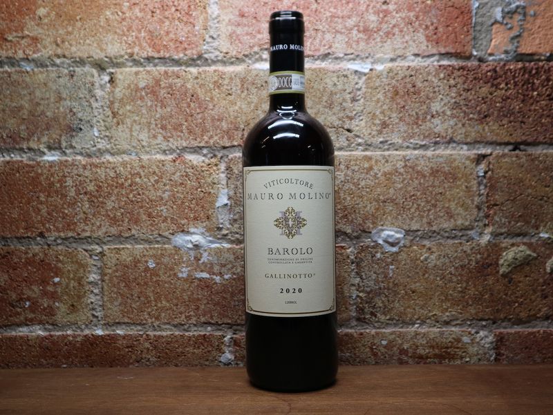 Mauro Molino &#39;Gallinotto&#39; Barolo, Piemonte ITA