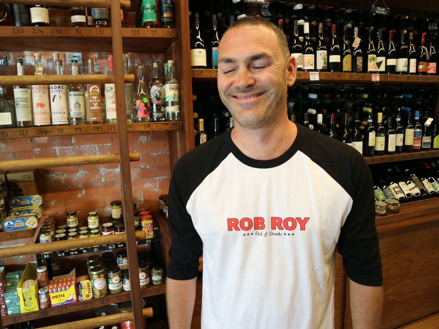 Rob Roy &#39;Cheese Dealer&#39; Shirt Black &amp; White Raglan