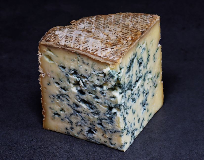 Fourme D&#39;Ambert AOP Blue FRA kg