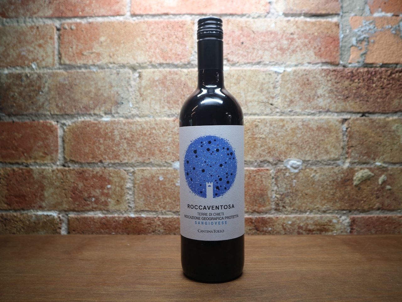 ON SPECIAL Cantina Tollo 'Roccaventosa' Sangiovese, Abruzzo ITA