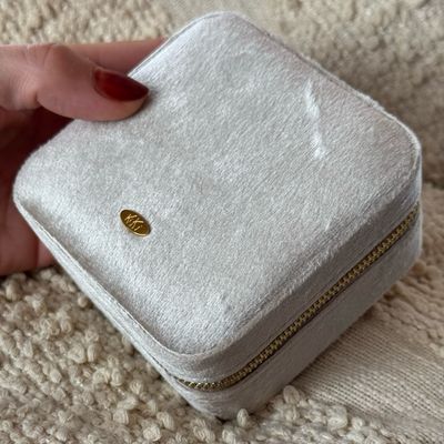 Kiki jewelry travel box 