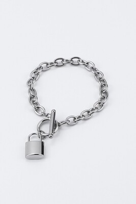 The "Lock"  bracelet with a T-lock